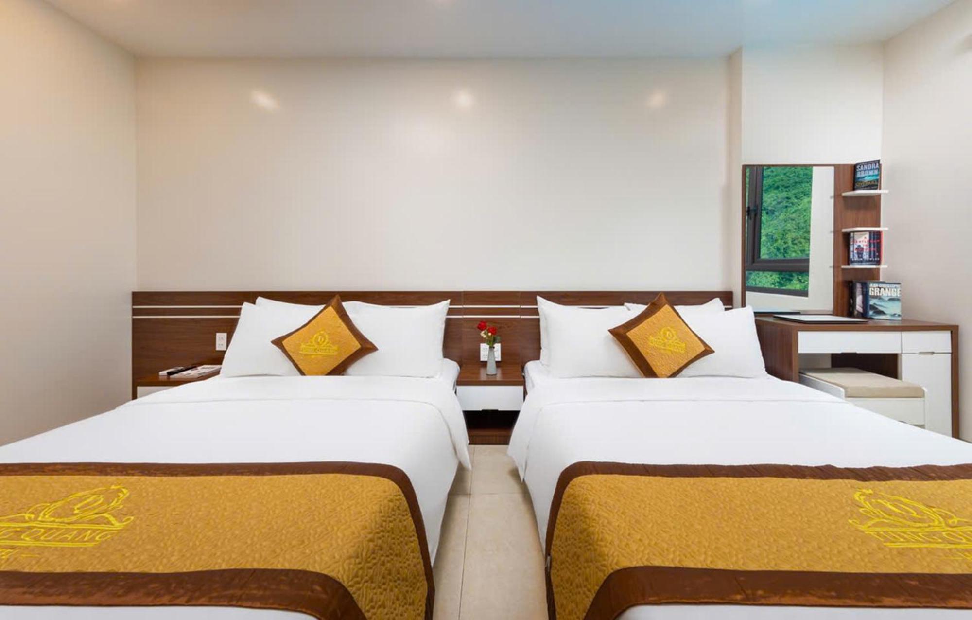 Tung Quang Hotel Dong Khe Sau Exterior foto